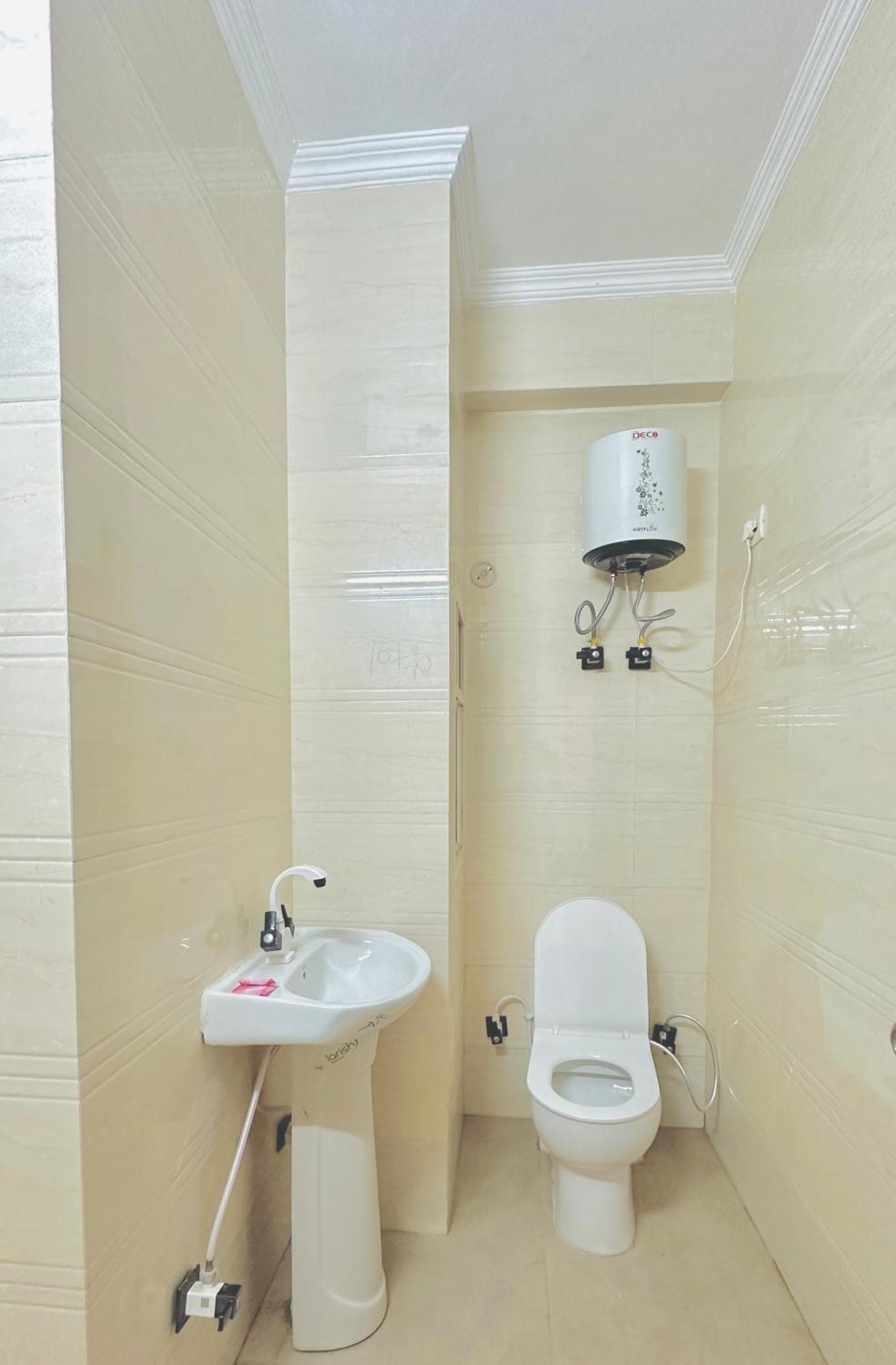 Hotel Relax In - Noida Sector 18 Buitenkant foto